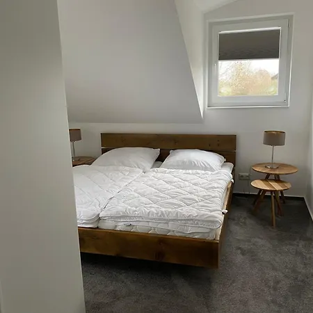 Reihenhaus Nr3, Inkl 2 Parkplaetze *