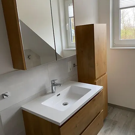 Reihenhaus Nr3, Inkl 2 Parkplaetze Dom wakacyjny Staberdorf